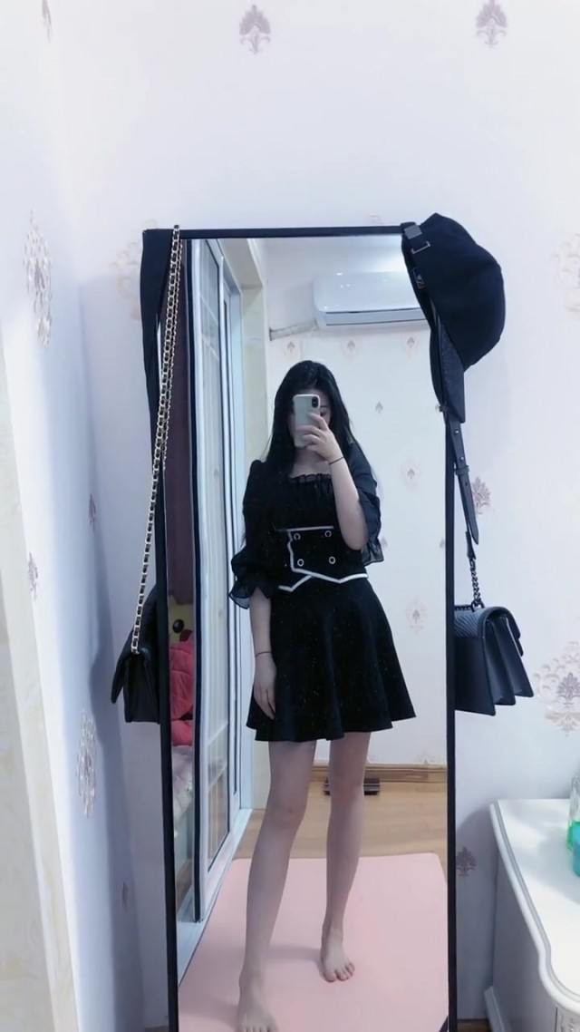 性价比大长腿美女倩钕
